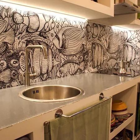 Conti & Moroni House * קלנצאנו