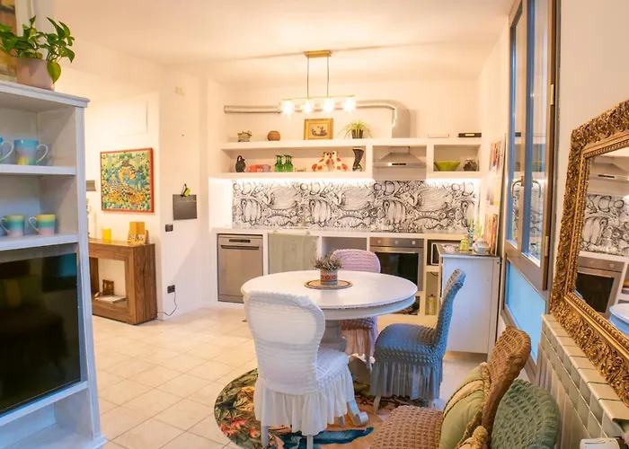 Conti & Moroni House شقة كالينْسانو