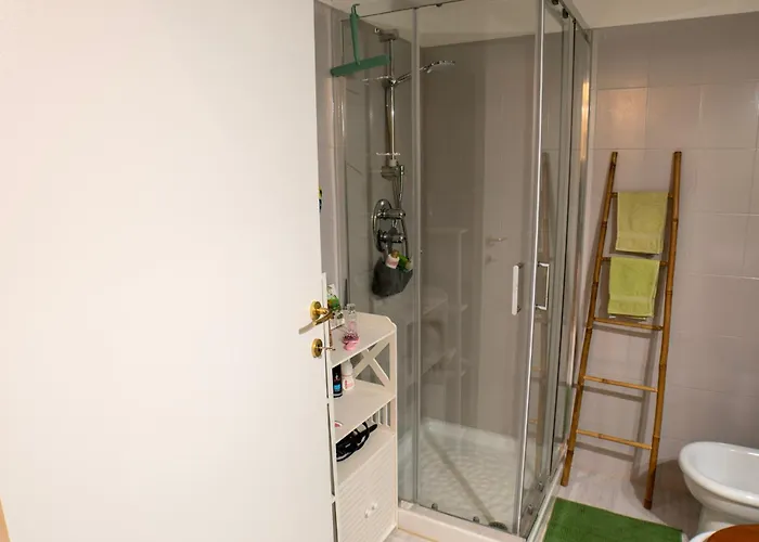 Conti & Moroni House * كالينْسانو